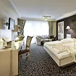 ツム リッター 4*