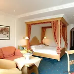 Zum Ritter Hotel 4*